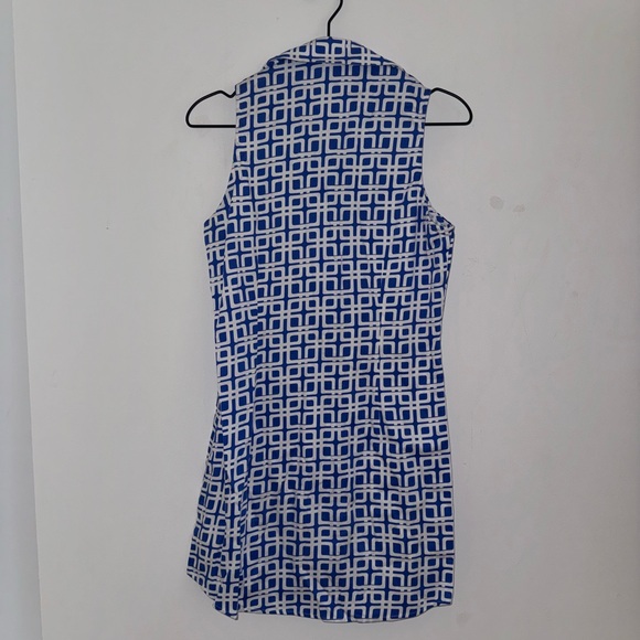Julie Brown Collared Sleeveless Dress - Picture 2 of 3
